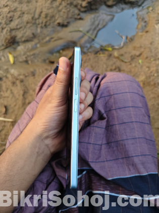 Poco F5 12/256GB